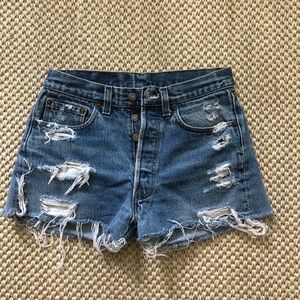 Vintage Levi Jean Shorts, Size 26